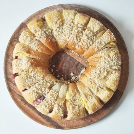 Kohupiimakringel purukattega, kirsi-kohupiimakringel