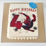 Suhkrupildiga kohupiima-maasikatordi tellimine