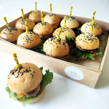 Laste catering Tallinnas ja Harjumaal , miniburgerid jpm
