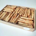 Kõvajuustuga tehtud juustuküpsised. Ideaalne soolane amps peolauale