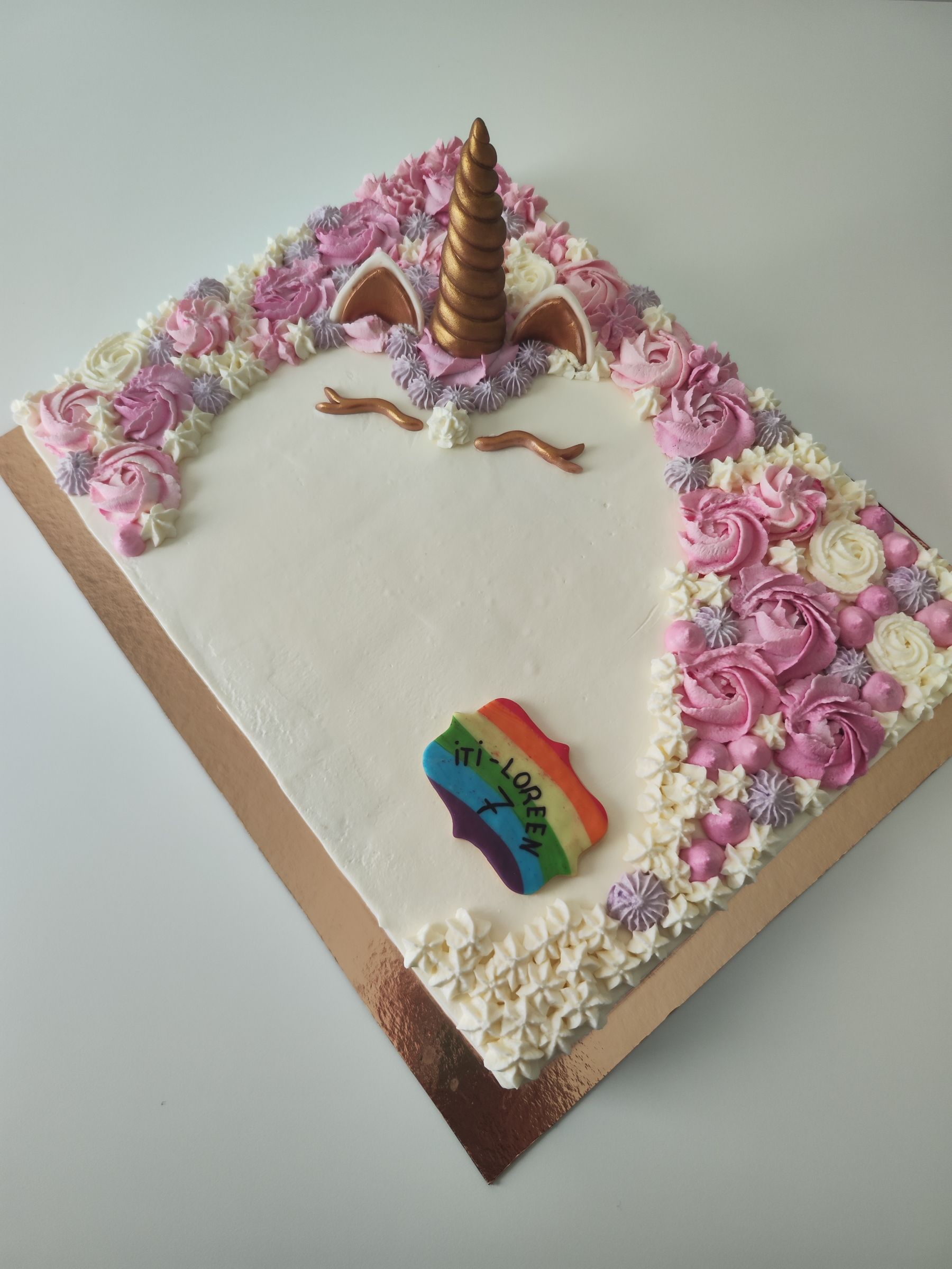 Rikkalik küpsisetort 2 Tordi tellimine lapse sünnipäevaks unicorn
