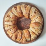 Klassikalise singi ja juustuga kringli tellimine