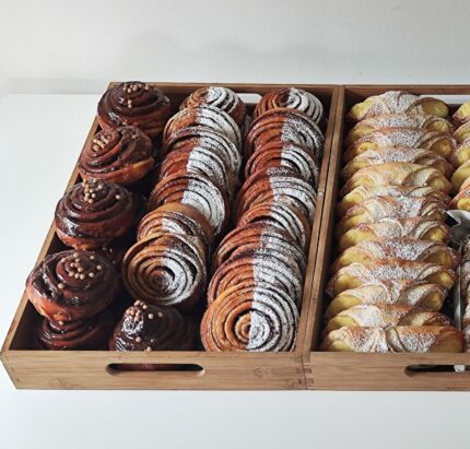 Kaneelisaiake šokolaadiglasuuriga, šokolaadisaiake, kaneelisaiake ja moskva saiake