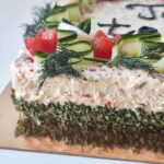 Suitsukanaga võileivatort